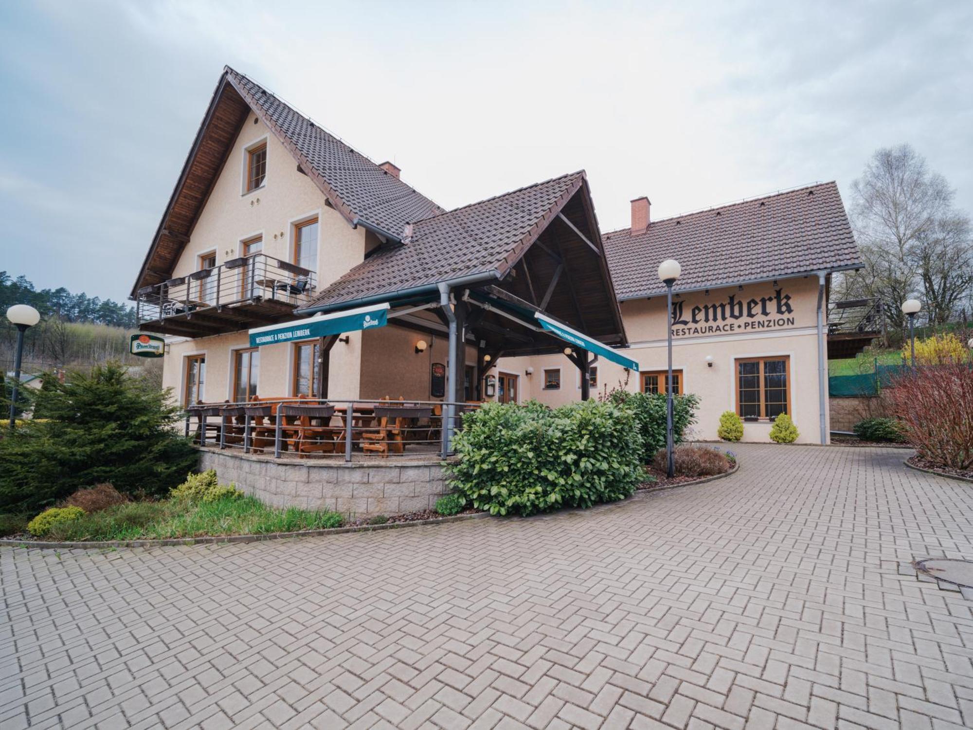 Penzion A Restaurace Lemberk Jablonné v Podještědí Bagian luar foto